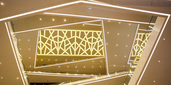 Reformas Integrales de Tiendas y Locales  Comerciales en Rivas - Vaciamadrid · Diseño e Instalación de Iluminación LED Eficiente